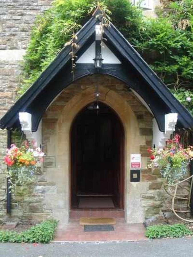 St David'S Guesthouse Haverfordwest Exterior foto